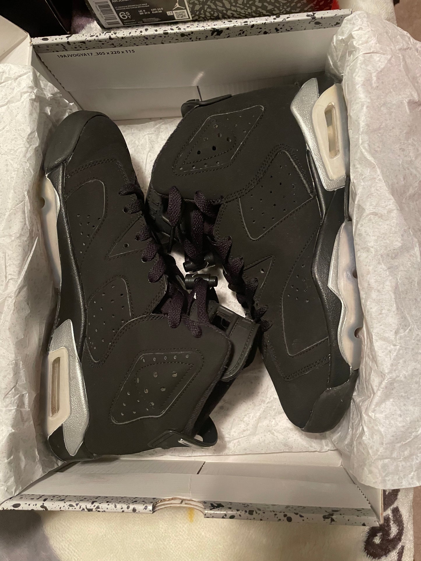 Jordan 6 Retro Chrome
